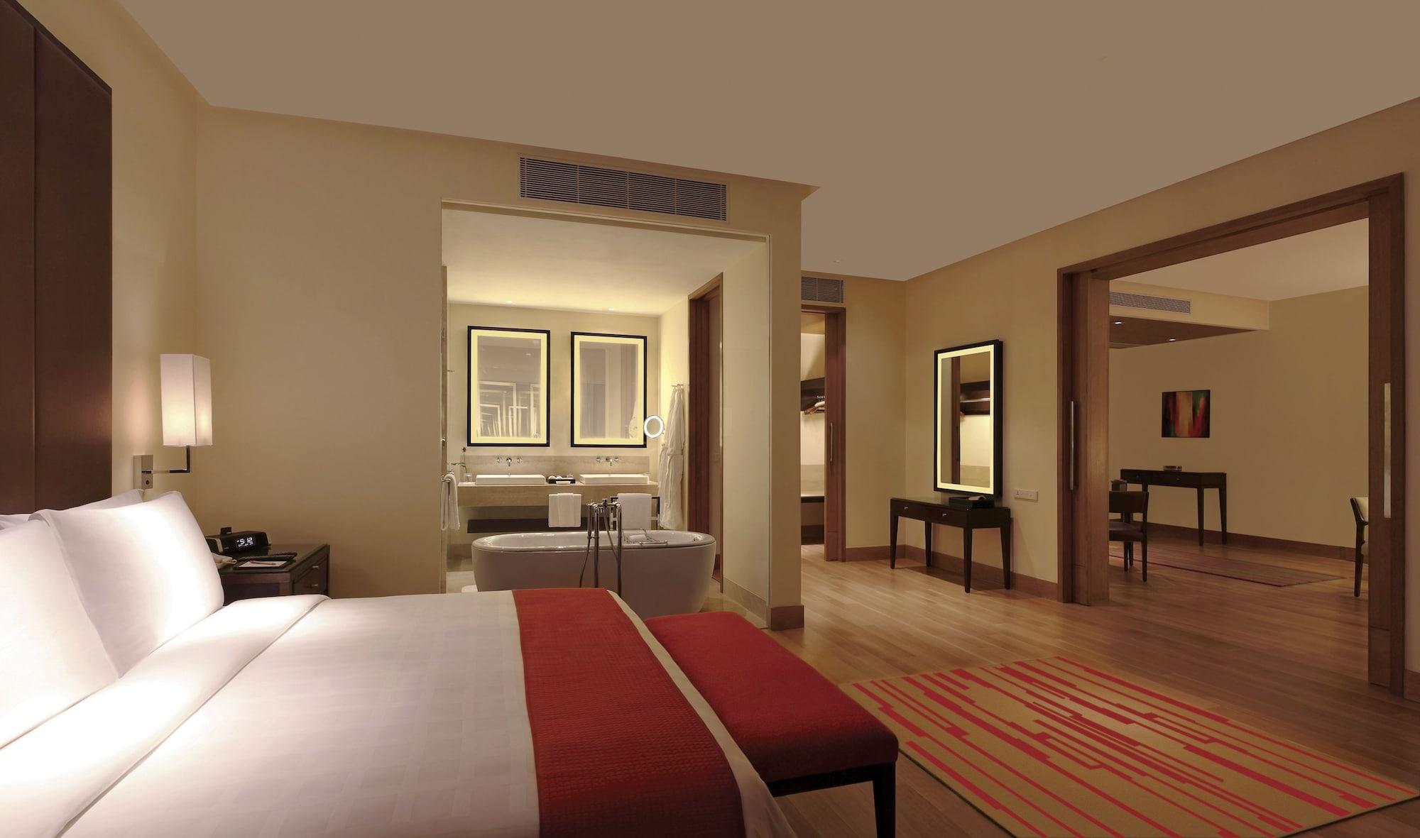 Trident Hyderabad Hotel Bagian luar foto Suite