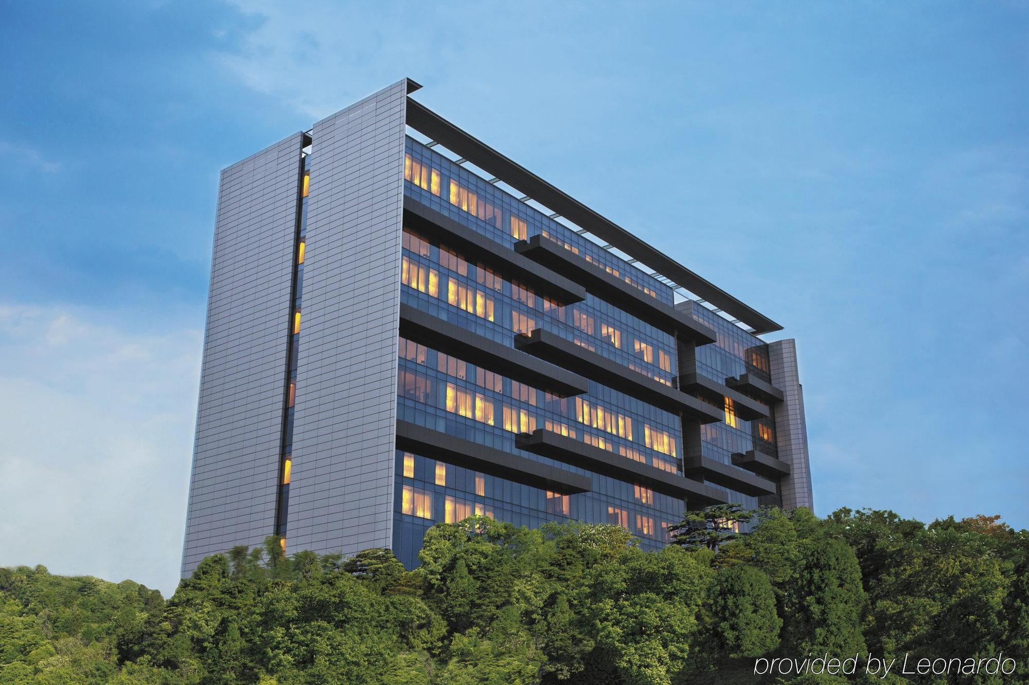 Trident Hyderabad Hotel Bagian luar foto The building