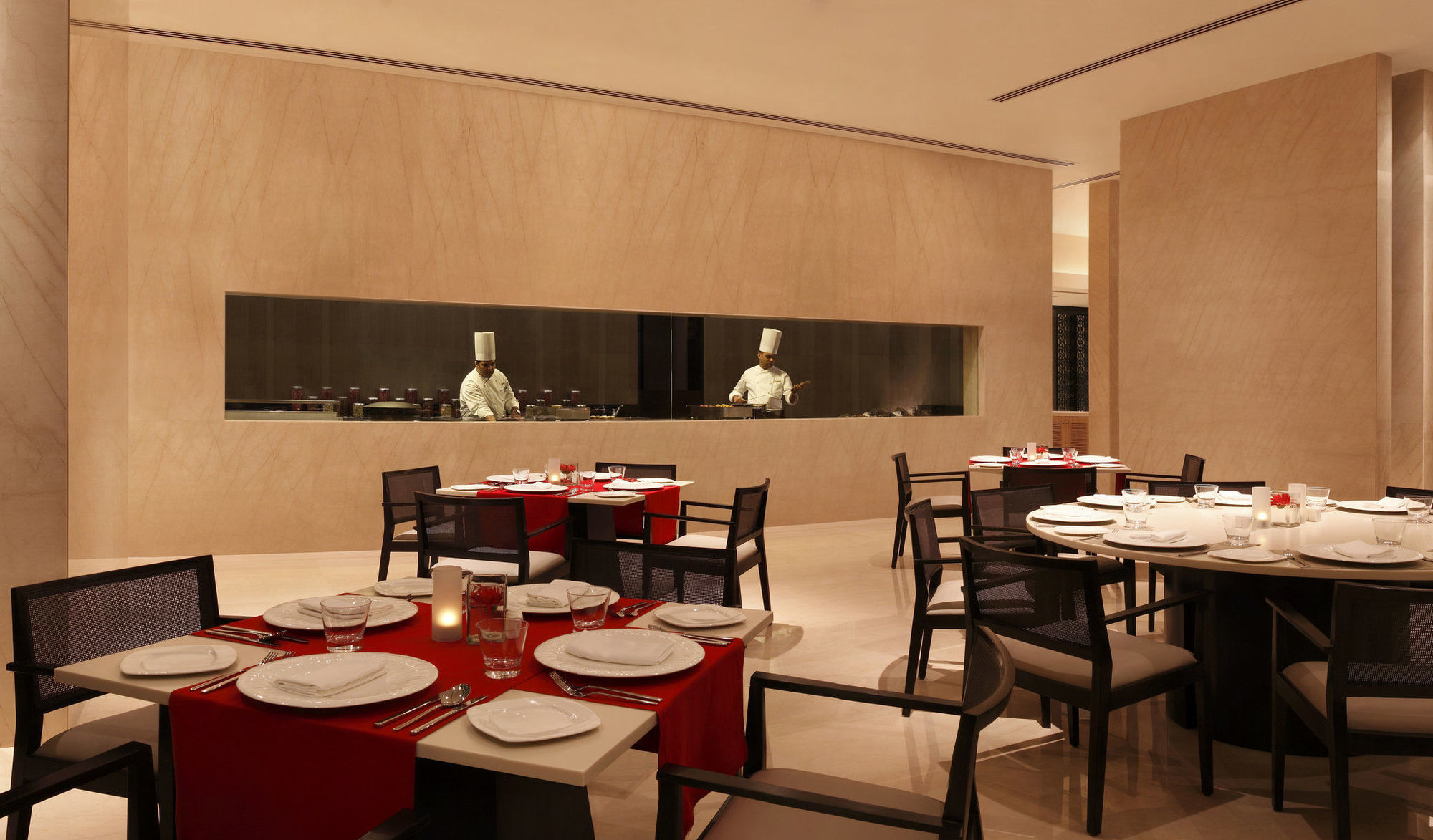 Trident Hyderabad Hotel Restoran foto The Park, New Delhi